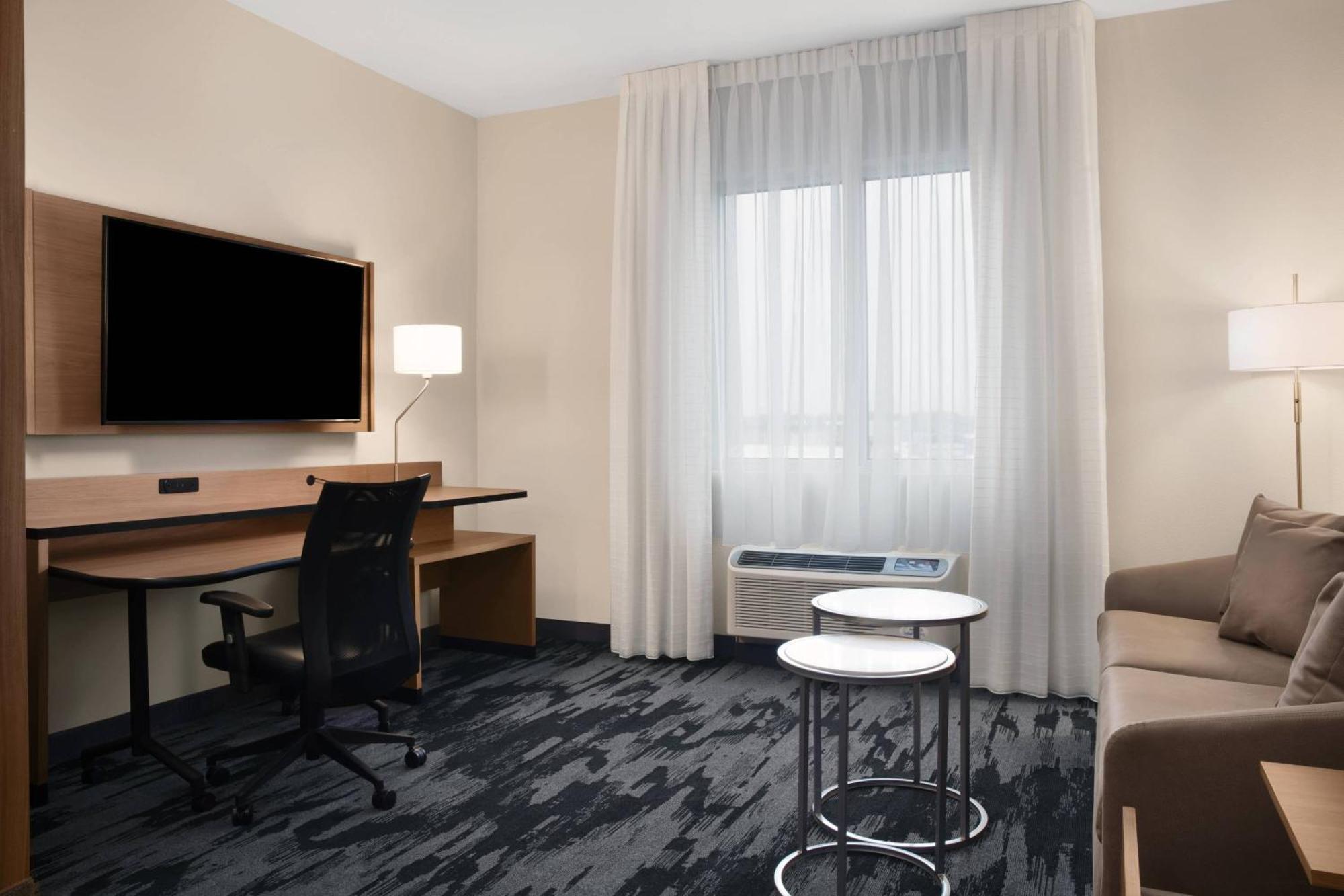 Fairfield Inn & Suites By Marriott Daytona Beach Speedway/Airport Exteriér fotografie